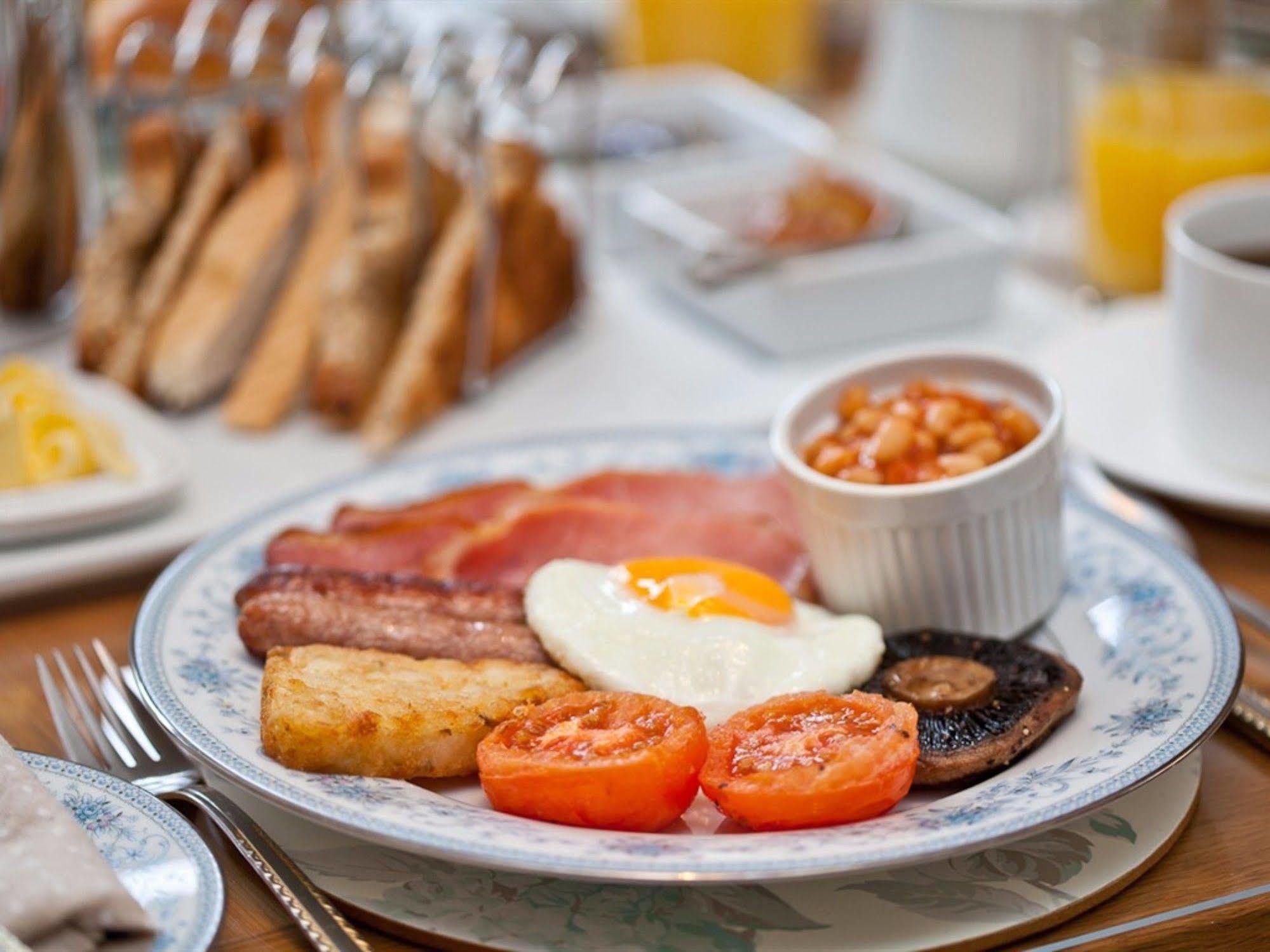 Craigholme Bed and Breakfast Bowness-on-Windermere Buitenkant foto